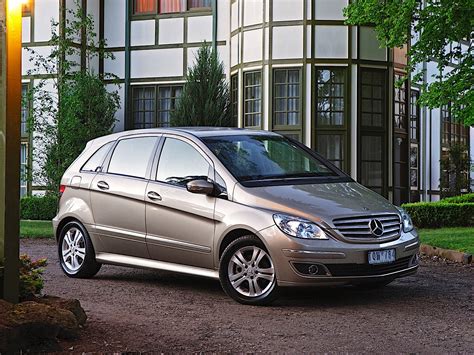 Test EuroNCAP Mercedes-Benz Classe B W245