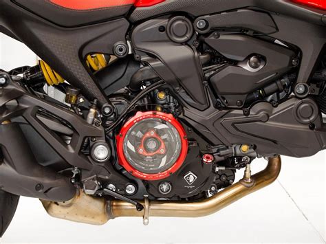 Ducati Monster 620 con carter frizione trasparente