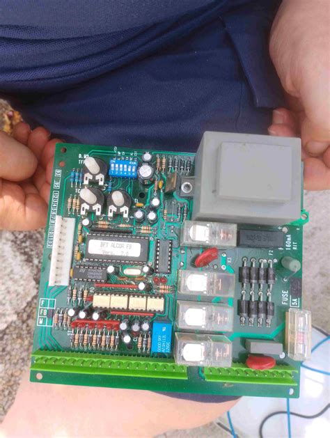 Scheda elettronica di una centralina motore