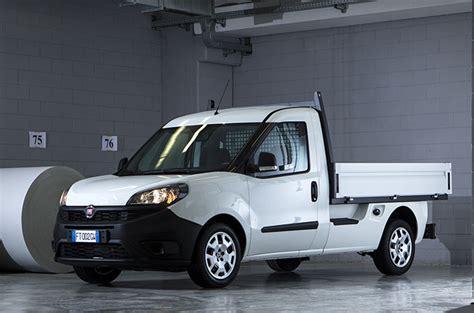 Fiat Doblò Cargo Work Up in azione