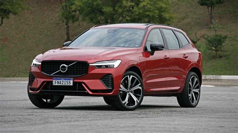 Tavola comparativa delle versioni Volvo XC60