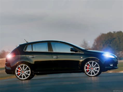 Vista laterale Fiat Bravo