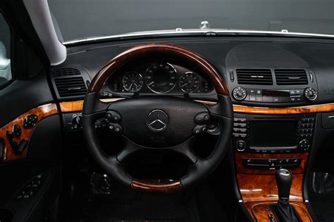 Interni Mercedes Classe E W211