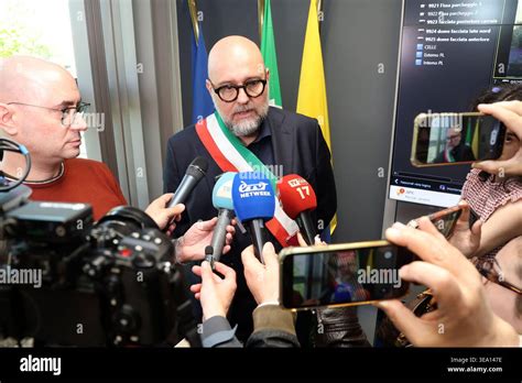 Massimo Mezzetti, Mayor of Modena