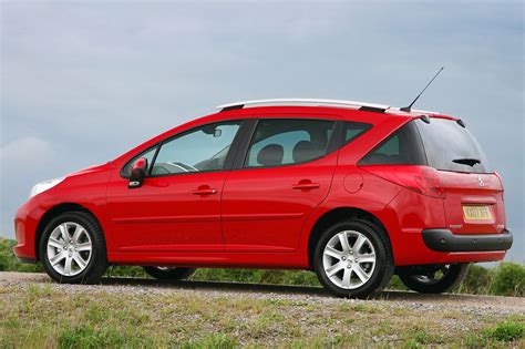 Peugeot 207 SW vista posteriore