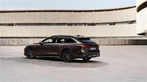 Progetto Audi station wagon con lunotto inclinato