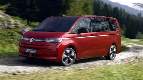Volkswagen Multivan T7 eHybrid 4MOTION esterno