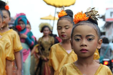 Foto d'epoca di bambini asiatici in una scuola americana