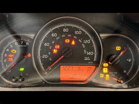 spia motore accesa Toyota Yaris