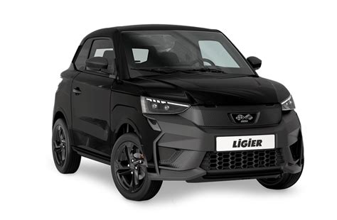 Minicar Ligier in esposizione