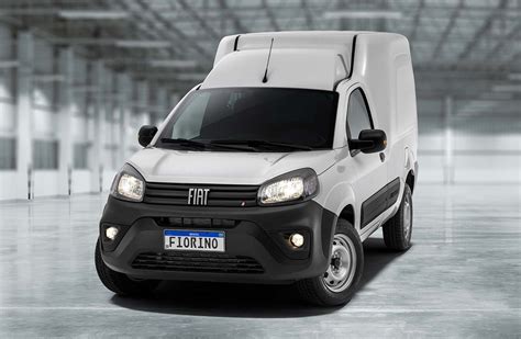 Immagine di un FIAT Fiorino Cargo in contesto lavorativo