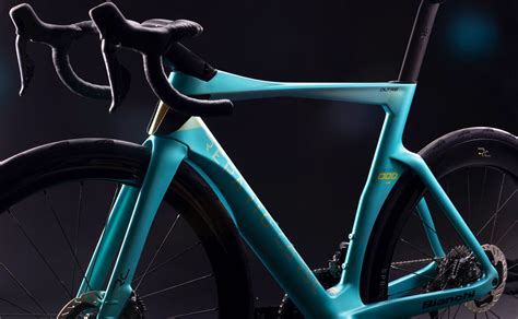 Bianchi Oltre RC Tour de France Limited Edition con dettagli della verniciatura esclusiva