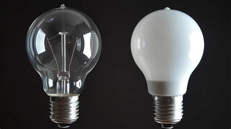 Confronto visivo tra il fascio luminoso di una lampadina alogena originale e una lampadina LED ad alte prestazioni