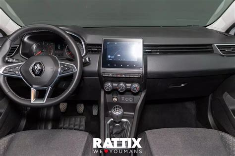 Renault Clio 5 interni plancia con schermo