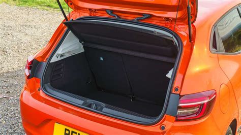 Renault Clio 5 bagagliaio doppio fondo