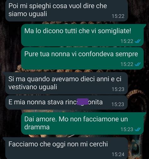 Illustrazione che rappresenta un telefono con messaggi minacciosi