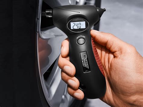 Manometro per pneumatici auto