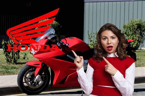 logo Honda e un modello di moto iconico