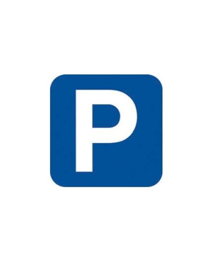 Segnaletica stradale di parcheggio a Terracina