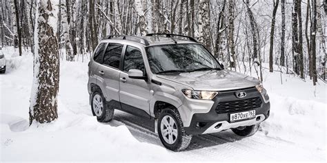 Auto 4x4 in condizioni di neve