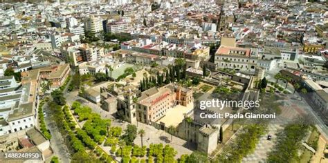 Vista aerea di Jerez de la Frontera con il fiume Guadalete