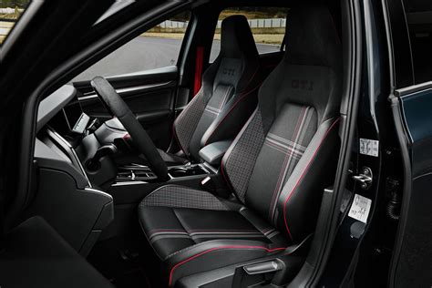 Interni della Volkswagen up! GTI con sedili 