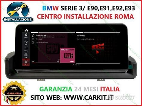 BMW Serie 3 E90 con schermo navigatore aftermarket