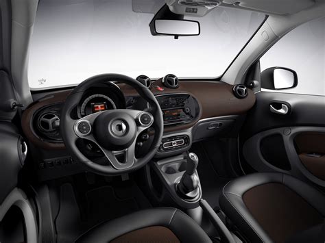 Interni Smart Fortwo seconda serie restyling 2010