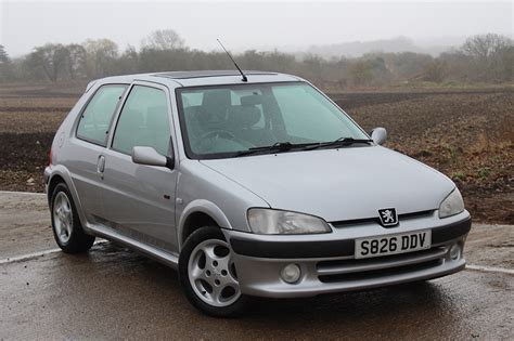 Peugeot 106 GTI laterale