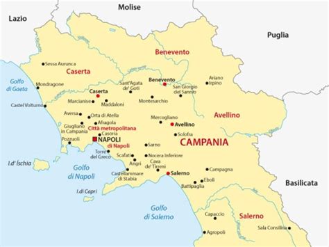 Mappa della Campania con evidenziata la posizione di Arzano e le principali concessionarie auto nelle vicinanze