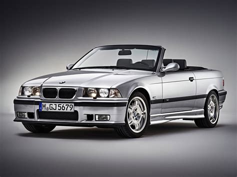 Interni della BMW Serie 3 Cabrio (E36)