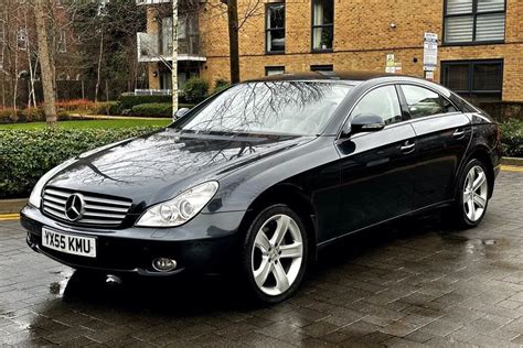 Mercedes CLS 500 vista laterale