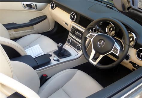 Mercedes-Benz SLK R172 interni e navigatore