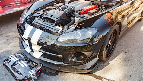 Materiali di tuning auto