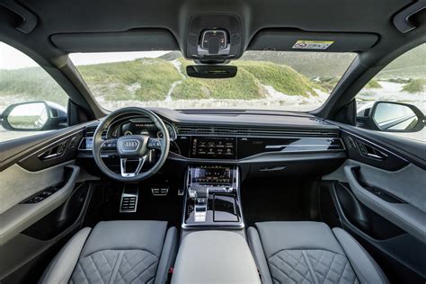 Interni lussuosi della Audi SQ8