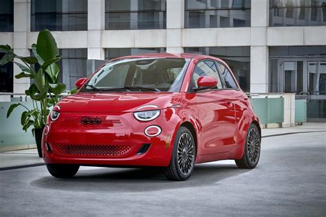 Fiat 500e, il modello elettrico moderno