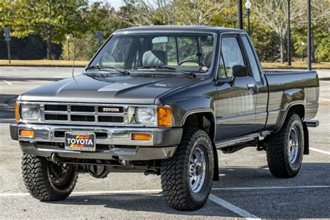 Toyota Hilux quinta generazione Xtracab SR5