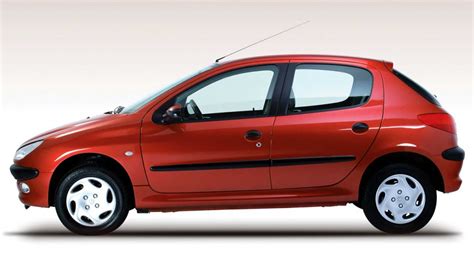Peugeot 206 in un contesto urbano