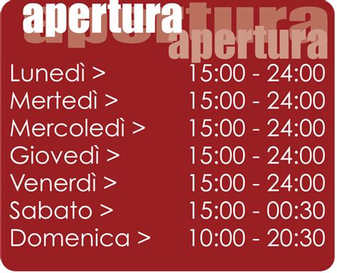 Immagine di un orologio con gli orari di apertura