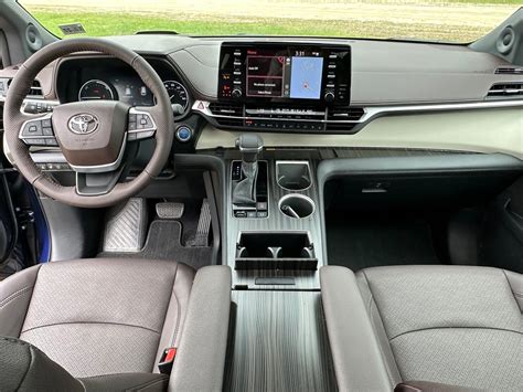 Toyota Sienna interni lussuosi