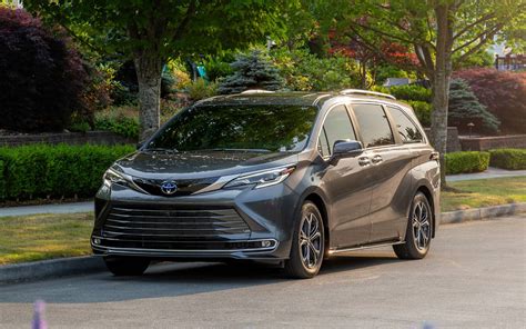 Toyota Sienna plancia tecnologica