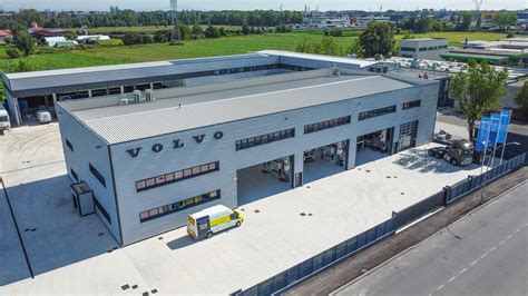 Processo di ispezione veicolo in officina Volvo