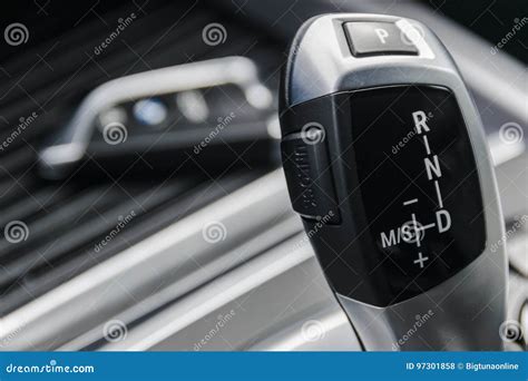 Interni di un'automobile moderna