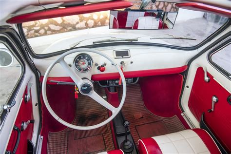 Dettaglio cruscotto Fiat 500 F