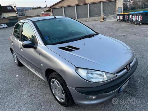 Panoramica dei prezzi della Peugeot 206 usata