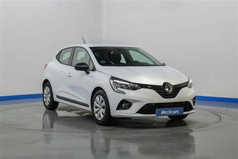 Renault Clio 1.0 TCe 100 CV in movimento