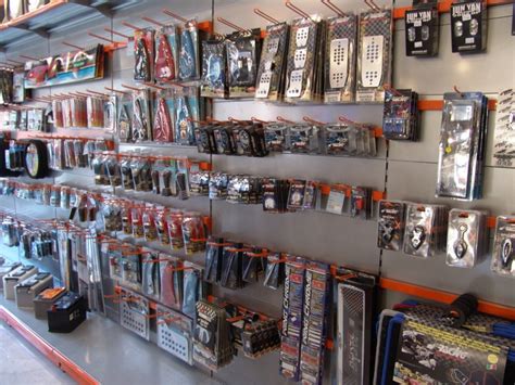 Negozio specializzato in accessori auto