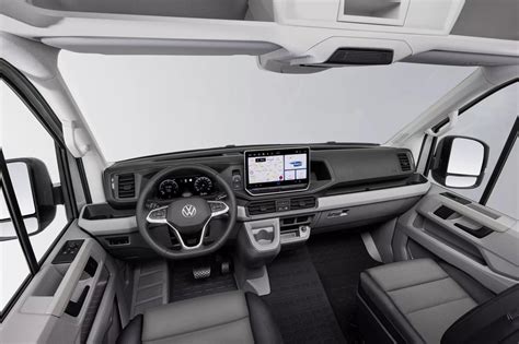 Interni del Volkswagen Crafter con configurazione a 7 posti