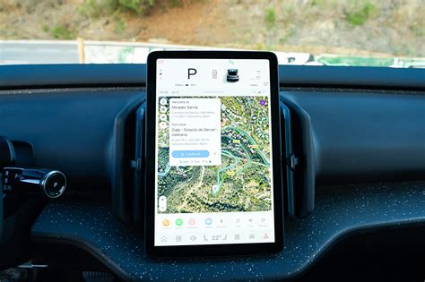 Volvo EX30 infotainment system with Android Auto