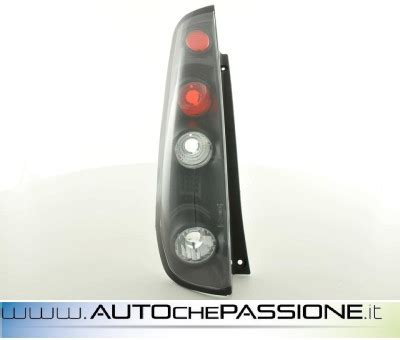 Ford Fiesta 2008 fanali posteriori